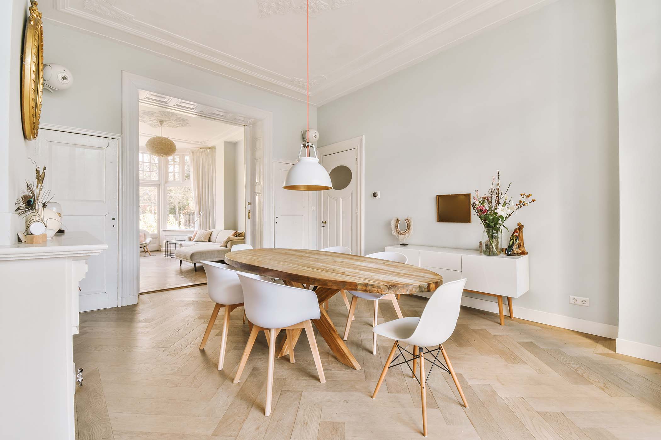 interior design of a dining room S9KYY4X 1